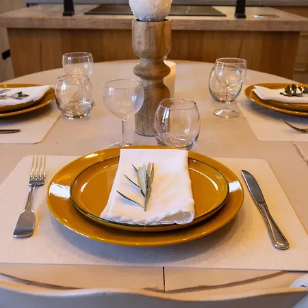 Mas 9 Romanin - Mas Provencal Familial